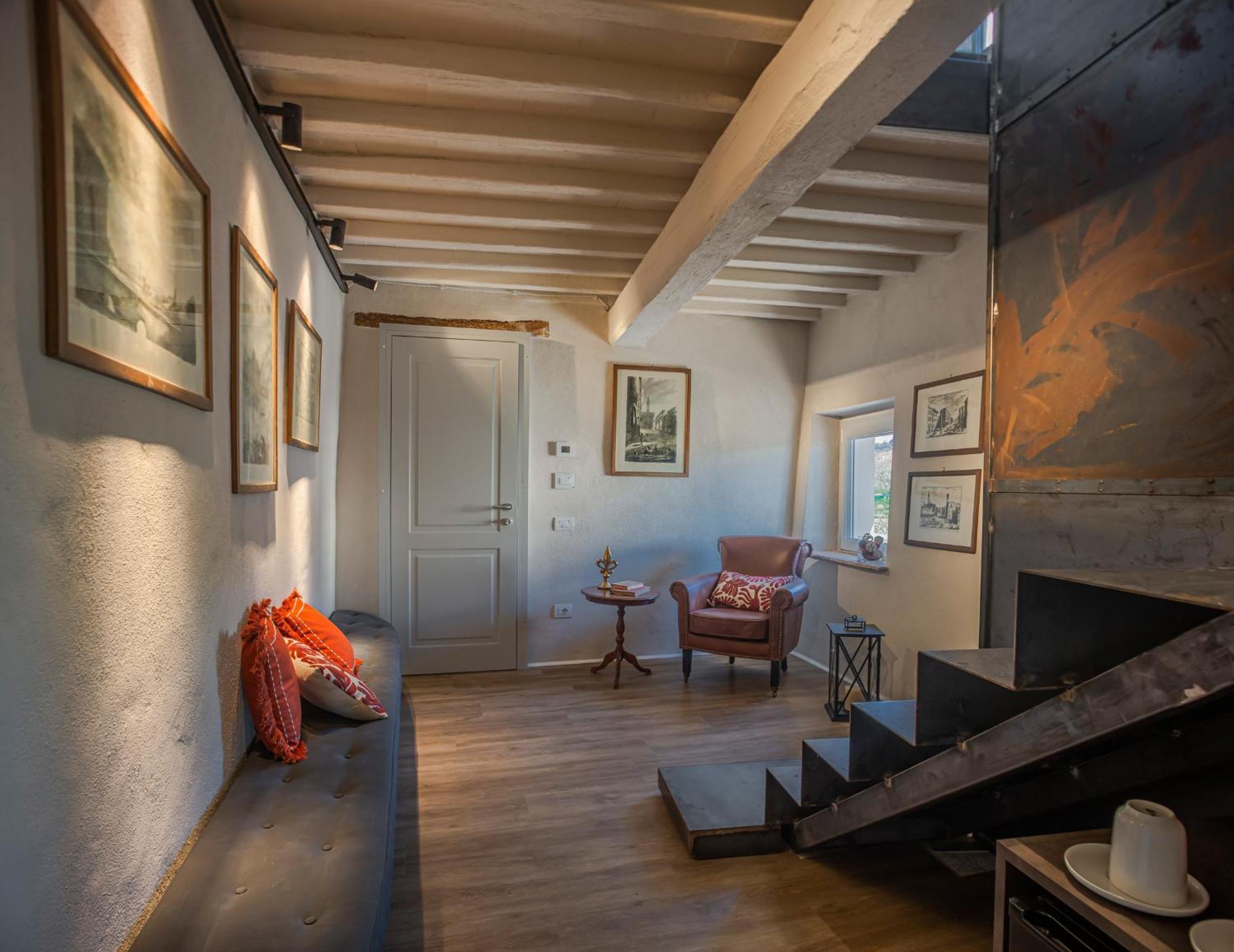 Relais Borgo Elissa Bed & Breakfast Черталдо Екстериор снимка