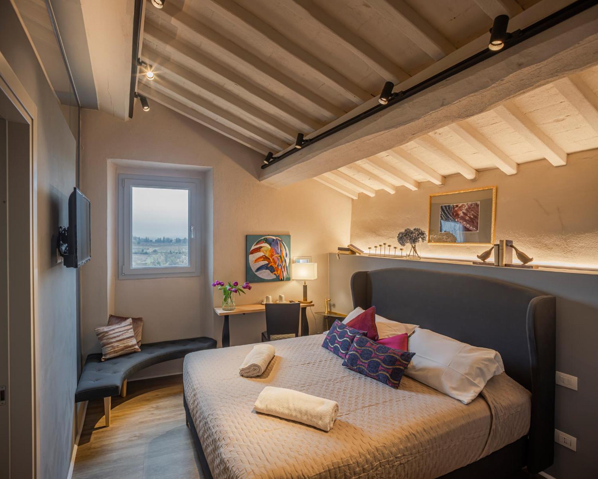 Relais Borgo Elissa Bed & Breakfast Черталдо Екстериор снимка