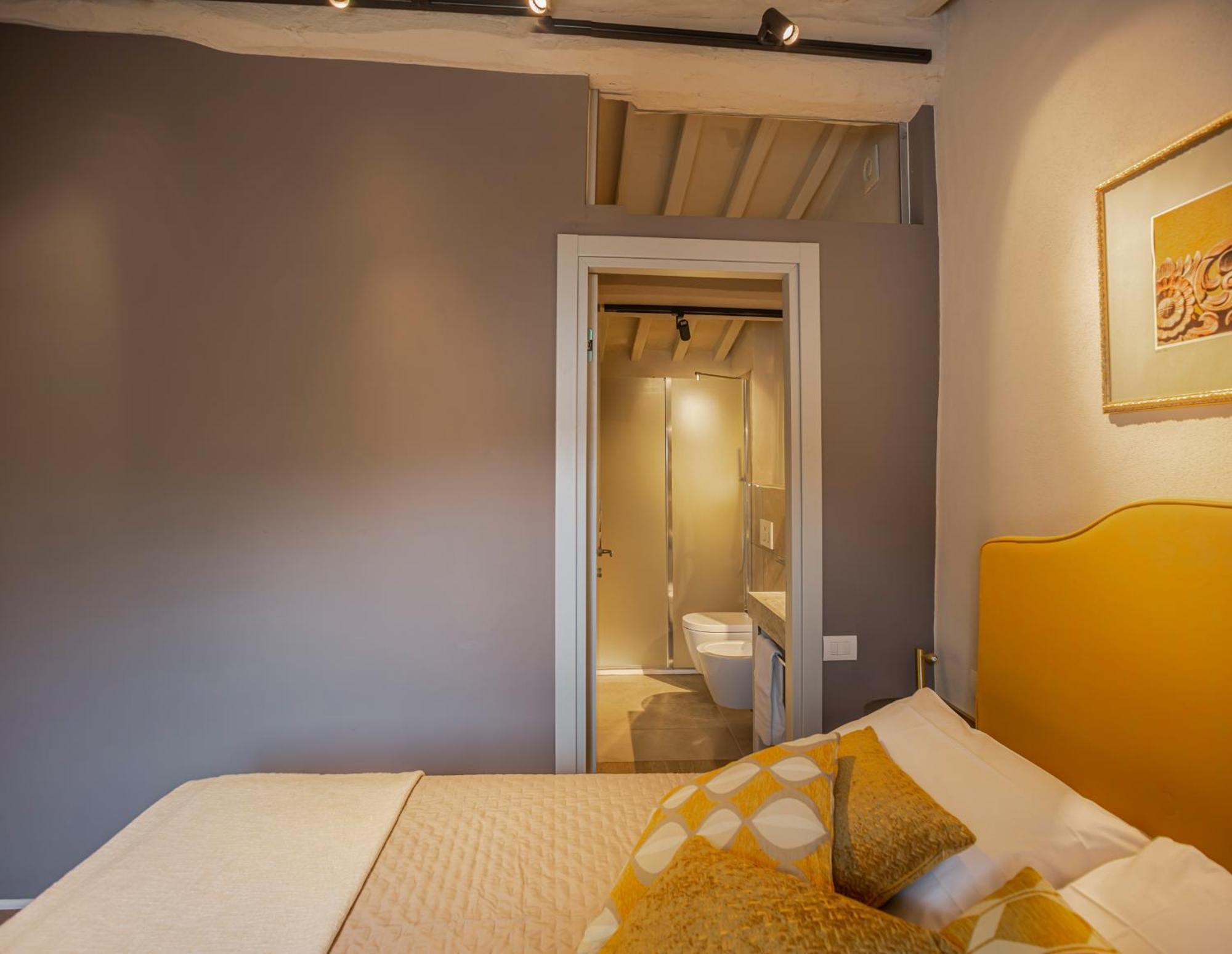 Relais Borgo Elissa Bed & Breakfast Черталдо Екстериор снимка