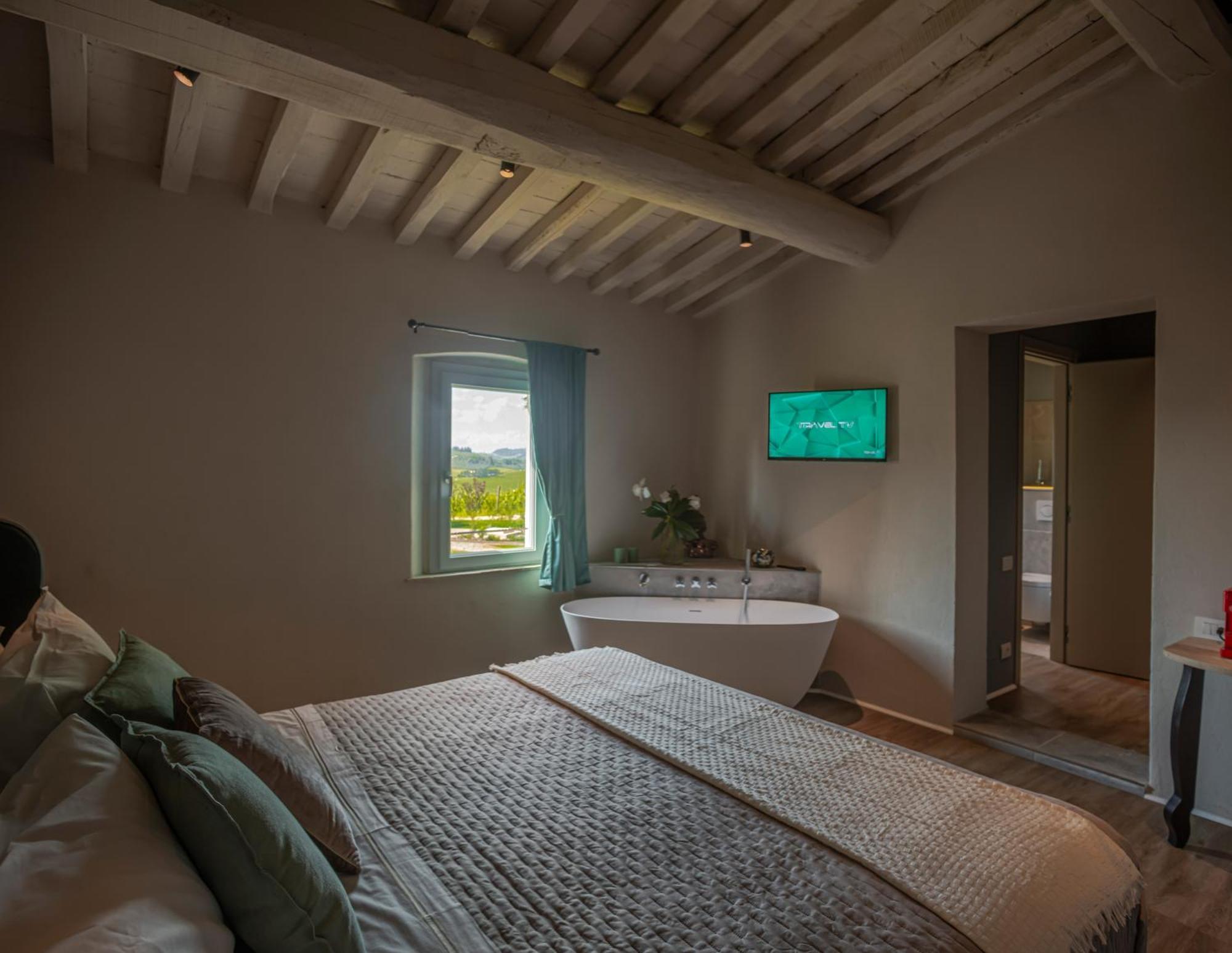 Relais Borgo Elissa Bed & Breakfast Черталдо Екстериор снимка