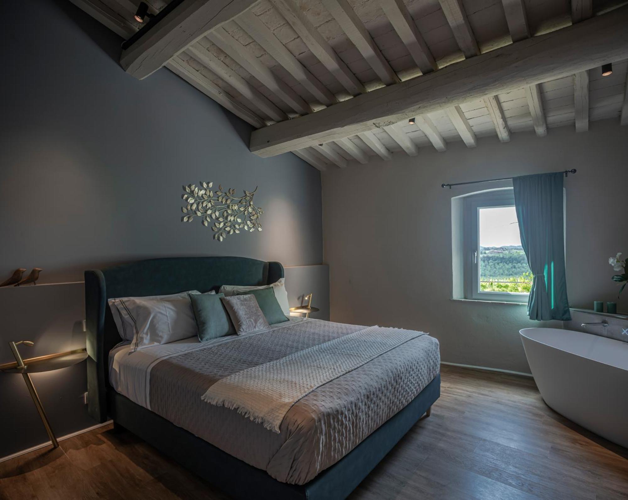 Relais Borgo Elissa Bed & Breakfast Черталдо Екстериор снимка