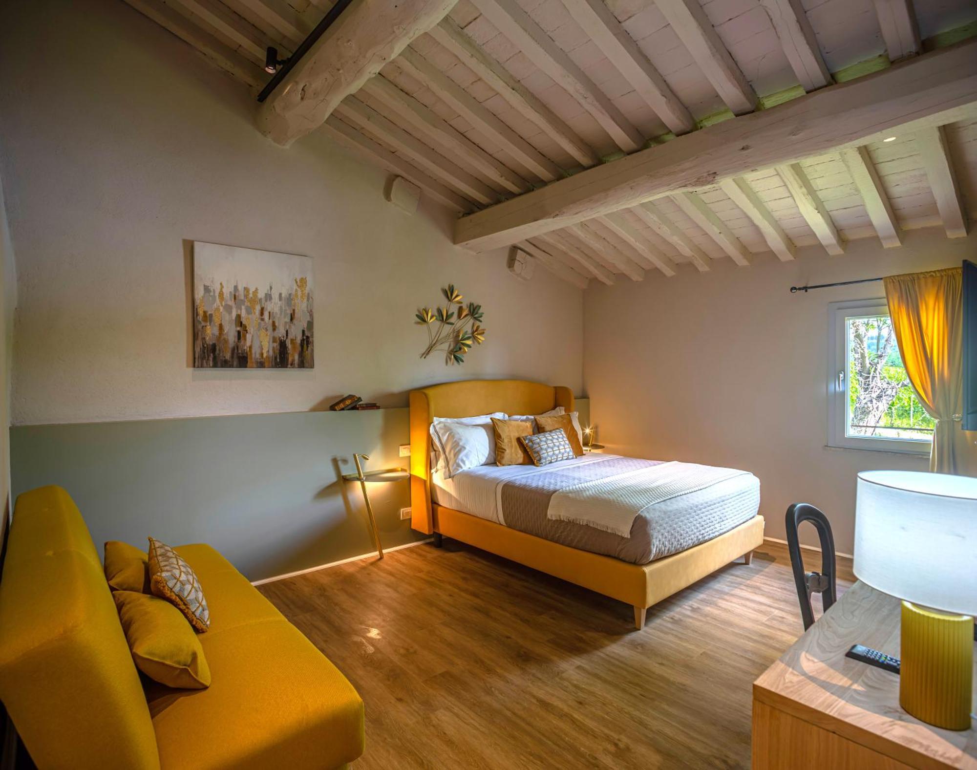 Relais Borgo Elissa Bed & Breakfast Черталдо Екстериор снимка