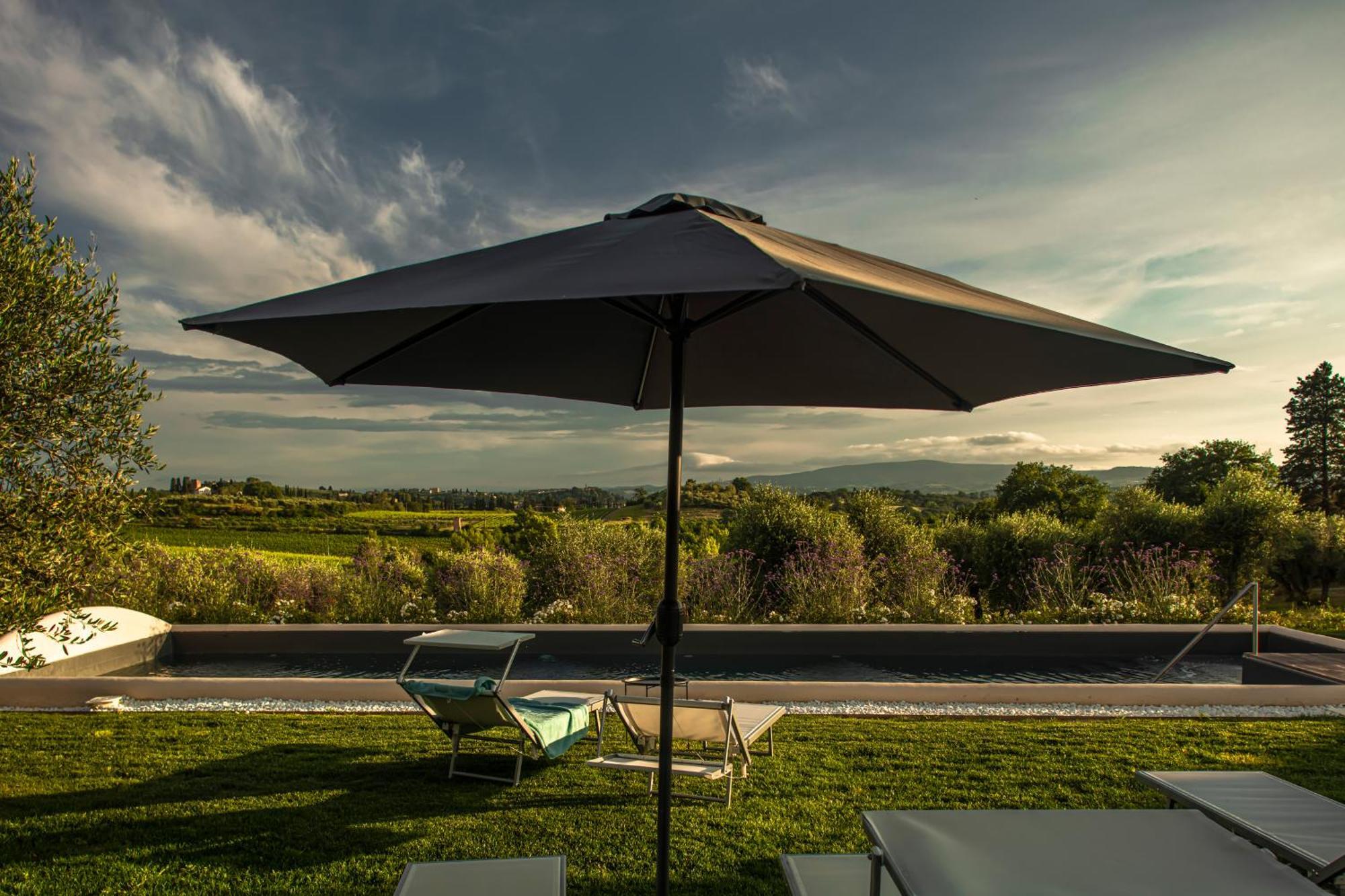 Relais Borgo Elissa Bed & Breakfast Черталдо Екстериор снимка